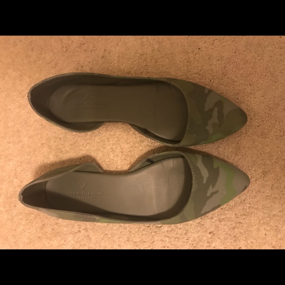 American Eagle Camo Pointed Flats